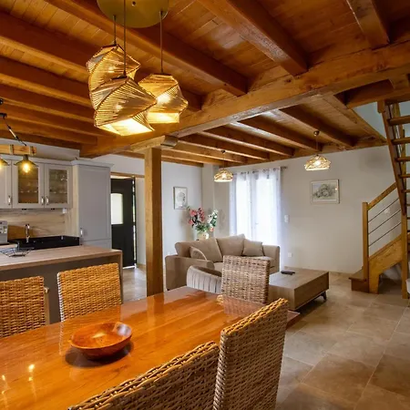 Semesterbostad Maison Avec Piscine Privee, Wifi Et Climatisation En Dordogne - Fr-1-616-384
